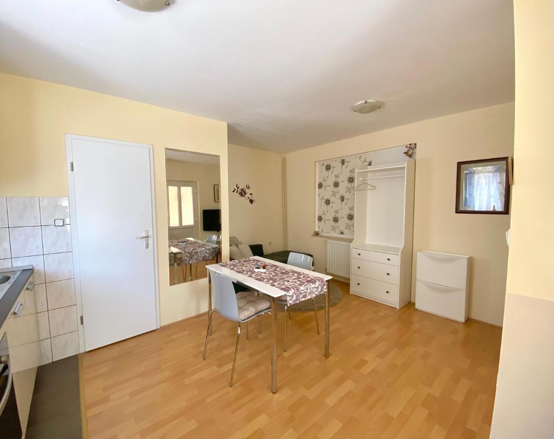 Apartman Lucija Gradici Exterior photo