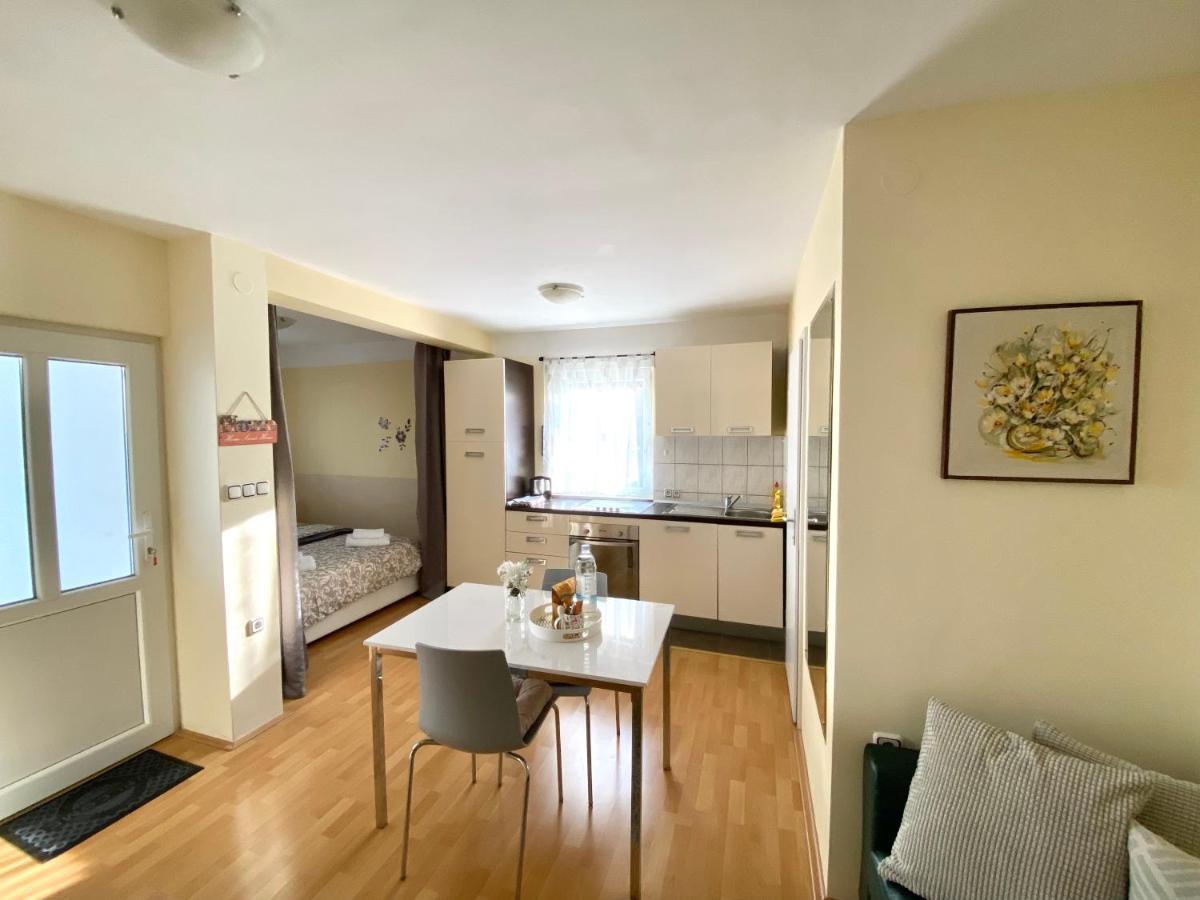 Apartman Lucija Gradici Exterior photo