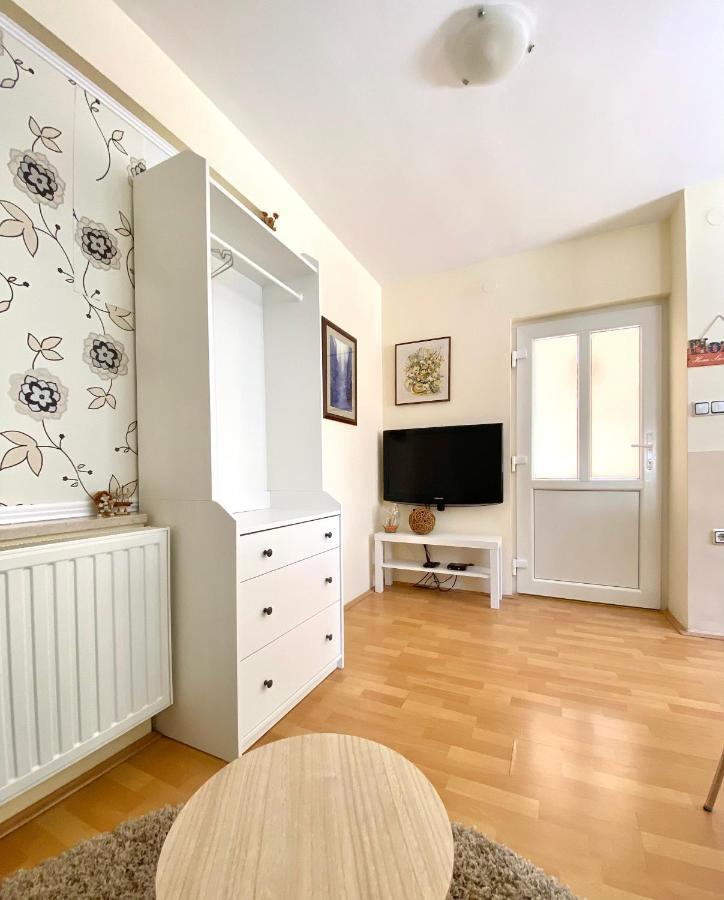 Apartman Lucija Gradici Exterior photo